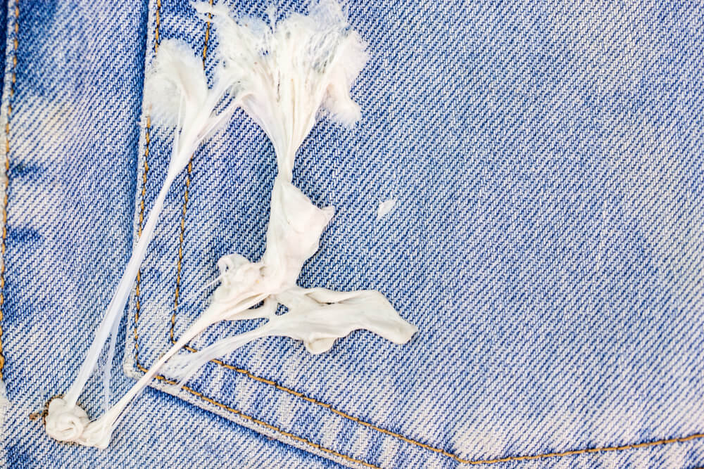 Giysideki Sakız Lekesi Nasıl Çıkar?